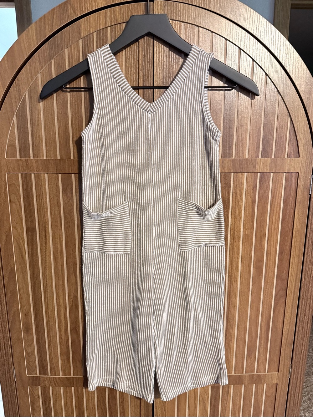 ODDY Girls Striped Ribbed Jumpsuit in Beige & Ivory